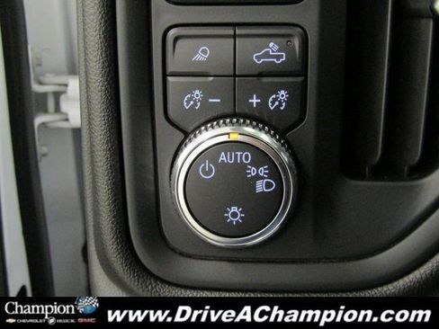 Used 2024 GMC Sierra 2500 Pro w/ Convenience Package image 22