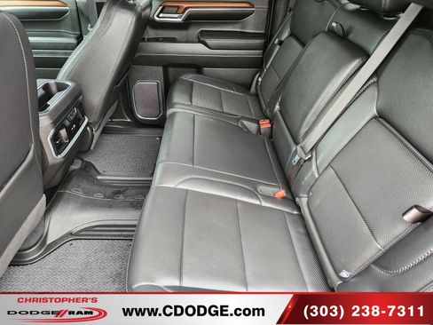 Used 2023 GMC Sierra 1500 Denali w/ Technology Package AWD/4WD image 21