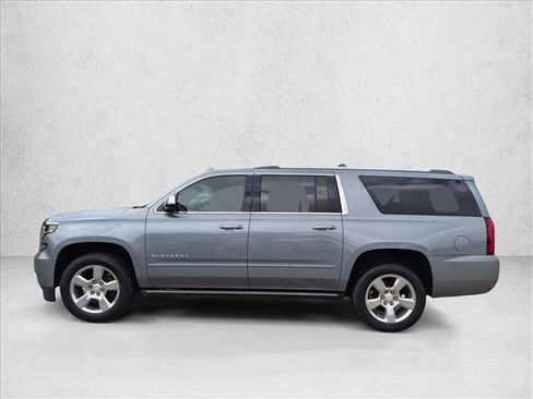 Used 2020 Chevrolet Suburban Premier w/ Max Trailering Package AWD/4WD image 8