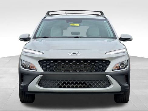 Used 2023 Hyundai Kona SEL AWD/4WD image 2