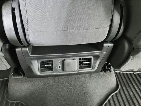Used 2026 Chevrolet Silverado 1500 LT AWD/4WD image 14