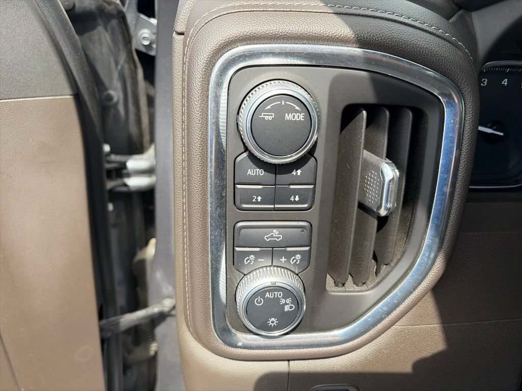 Used 2020 GMC Sierra 1500 SLE w/ SLE Value Package AWD/4WD image 19