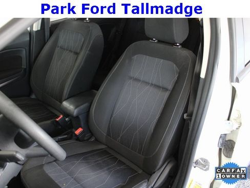 Used 2021 Ford EcoSport SE image 9