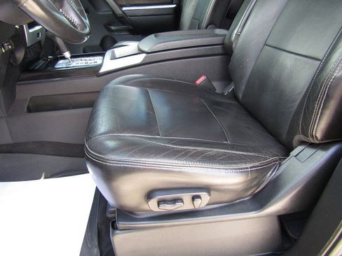 Used 2014 Nissan Titan PRO-4X AWD/4WD image 10