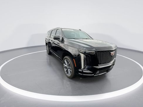 Used 2025 Cadillac Escalade ESV Sport AWD/4WD image 2
