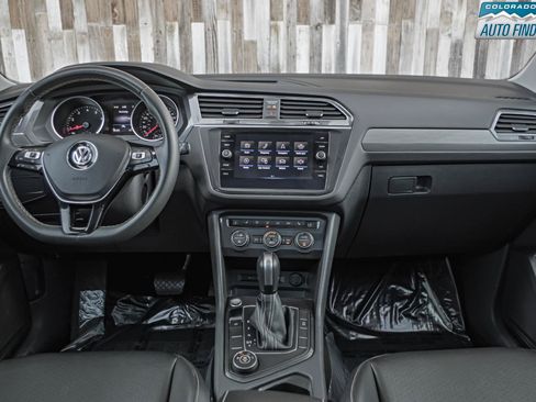Used 2021 Volkswagen Tiguan SE AWD/4WD image 17