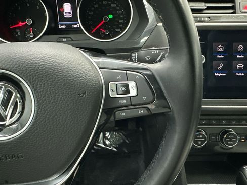 Used 2019 Volkswagen Tiguan SE w/ Panoramic Sunroof Package FWD image 27