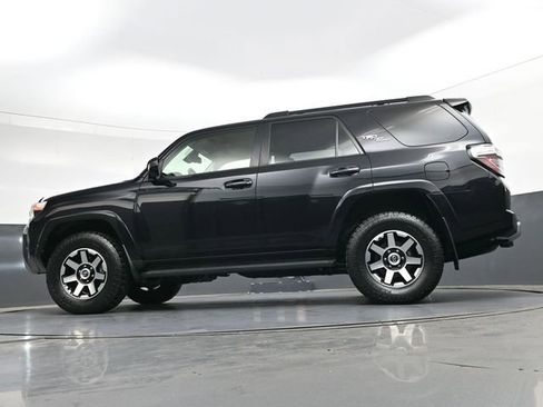 Used 2021 Toyota 4Runner TRD Off-Road AWD/4WD image 39