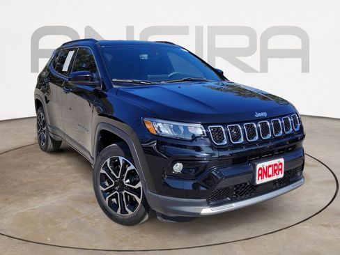 Used 2023 Jeep Compass Limited image 7