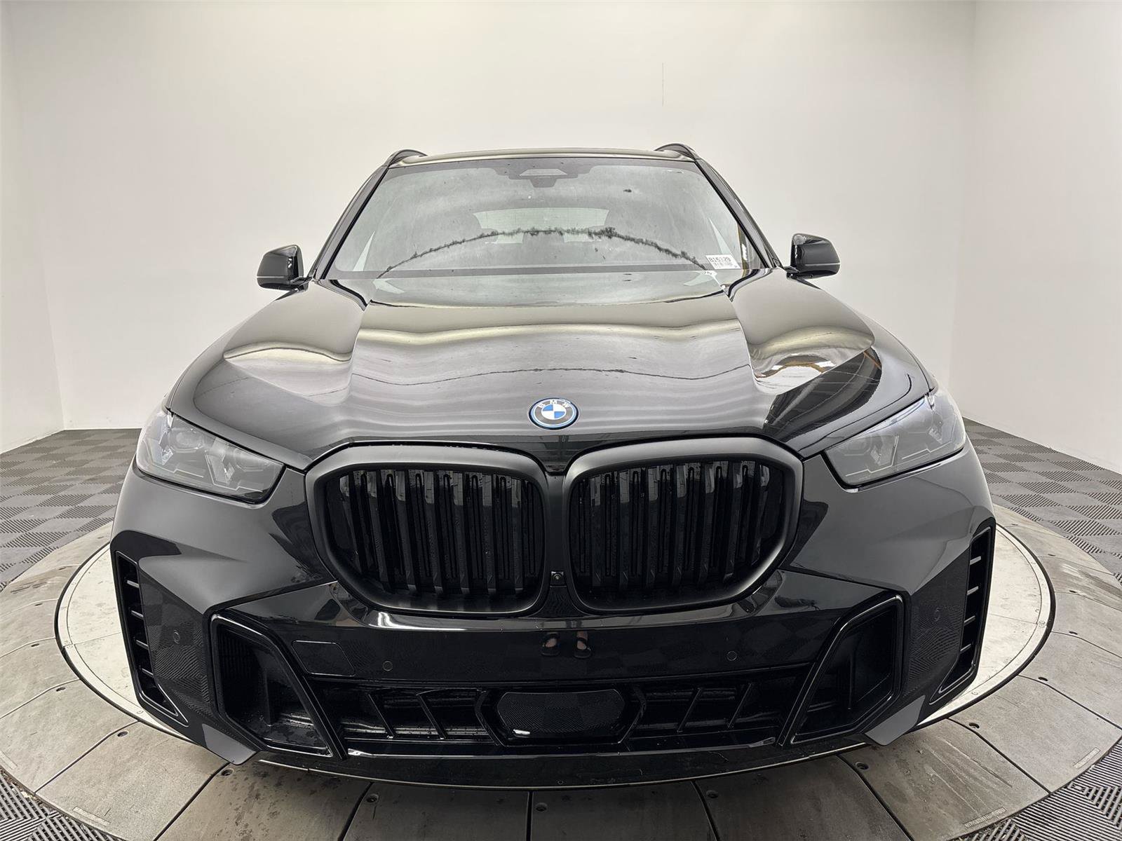 New 2026 BMW X5 xDrive50e w/ M Sport Package AWD/4WD image 14