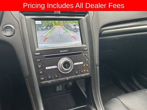 Used 2019 Ford Fusion Titanium AWD/4WD image 4