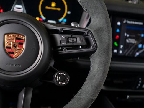 New 2026 Porsche Cayenne GTS image 22