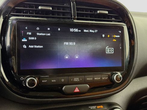 Used 2024 Kia Soul EX w/ Option Group 015 FWD image 14