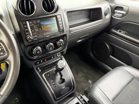 Used 2016 Jeep Patriot Sport w/ Power Value Group image 12