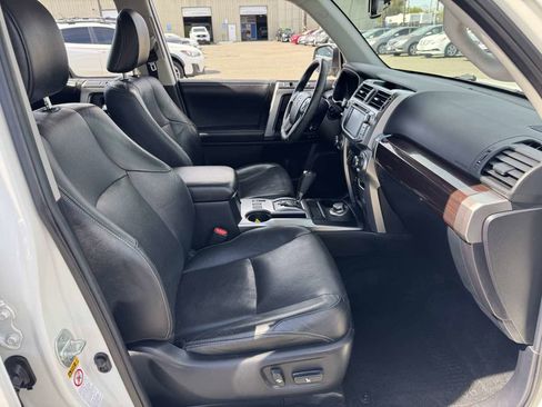 Used 2018 Toyota 4Runner Limited image 12