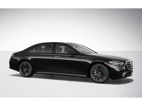 Used 2025 Mercedes-Benz S 580e 4MATIC Sedan image 13