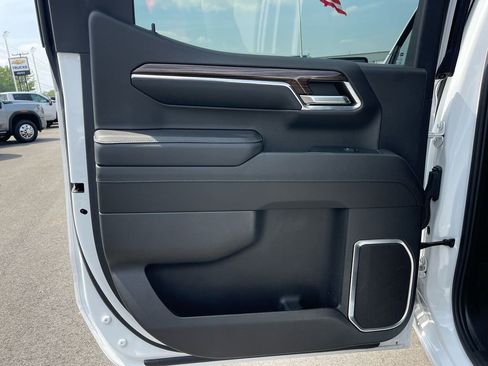 Used 2023 Chevrolet Silverado 1500 LT image 27