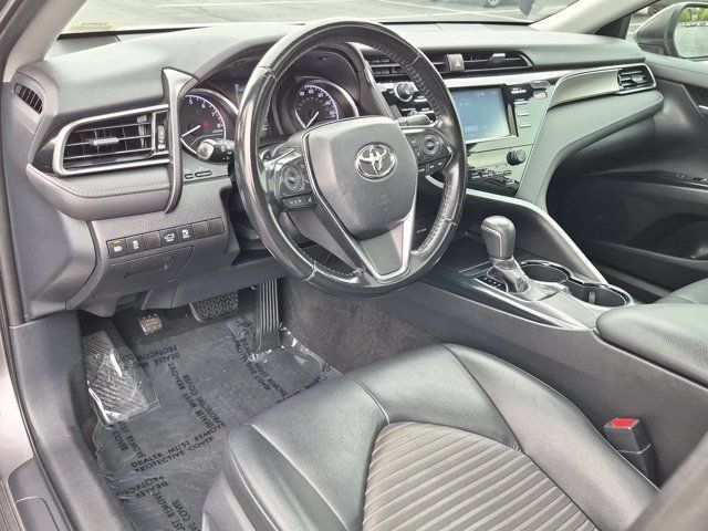Certified 2019 Toyota Camry SE FWD image 4