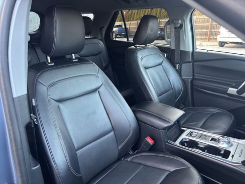 Used 2021 Ford Explorer Limited w/ Class III Trailer Tow Package image 33