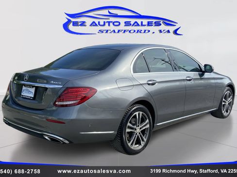 Used 2019 Mercedes-Benz E 300 4MATIC image 5