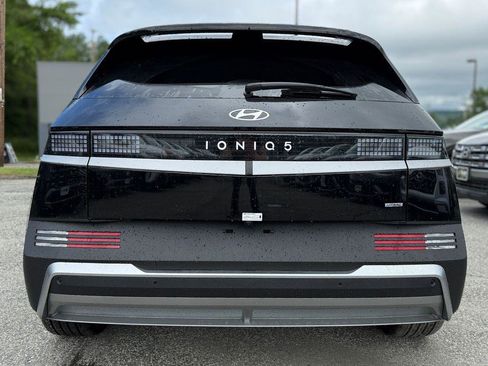 New 2026 Hyundai Ioniq 5 SEL image 4