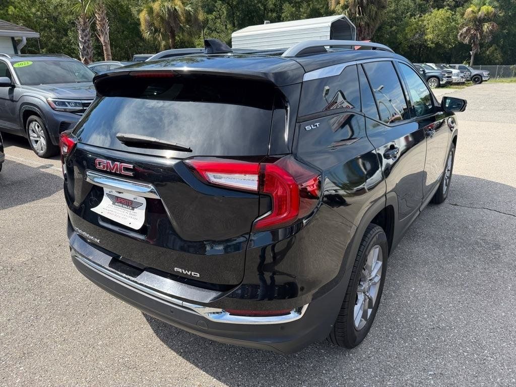 Used 2022 GMC Terrain SLT AWD/4WD image 5