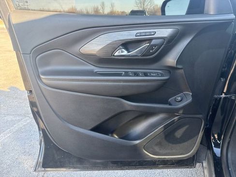 Used 2020 GMC Terrain SLT w/ Preferred Package image 11