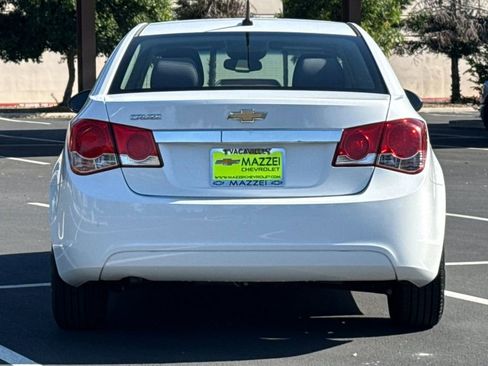 Used 2012 Chevrolet Cruze LS w/ Connectivity Package FWD image 12