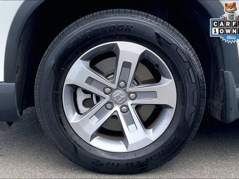 Used 2025 Honda Pilot EX-L image 9