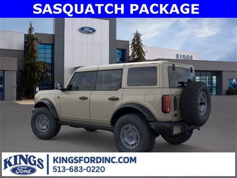 New 2025 Ford Bronco Badlands image 4