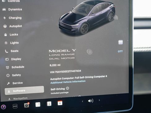 Used 2026 Tesla Model Y AWD image 21