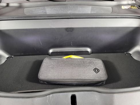 Used 2024 Rivian R1S Adventure image 14