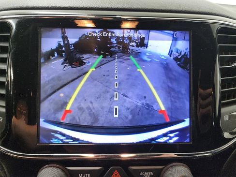 Used 2019 Jeep Grand Cherokee Altitude RWD image 19