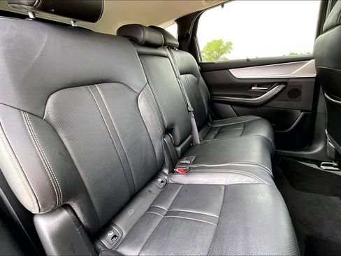 Used 2025 MAZDA CX-70 3.3 Turbo w/ Preferred Package AWD/4WD image 25