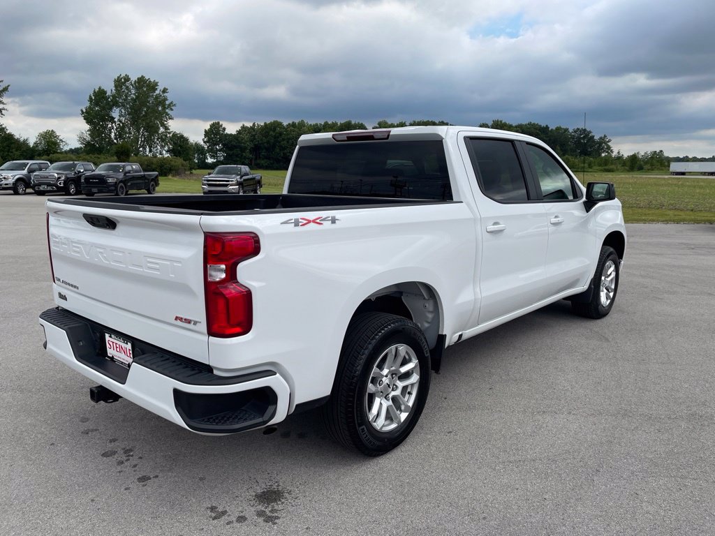 Used 2026 Chevrolet Silverado 1500 RST AWD/4WD image 9