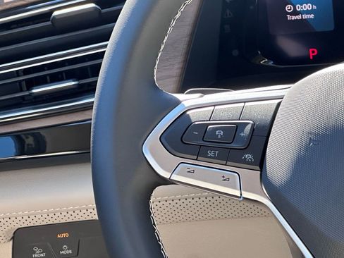 New 2026 Volkswagen Atlas SE image 15