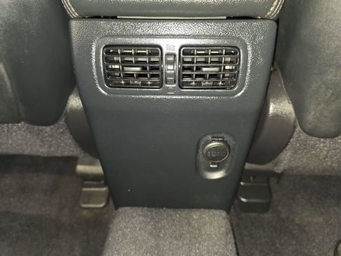 Used 2013 INFINITI FX37 AWD w/ Premium Pkg image 34