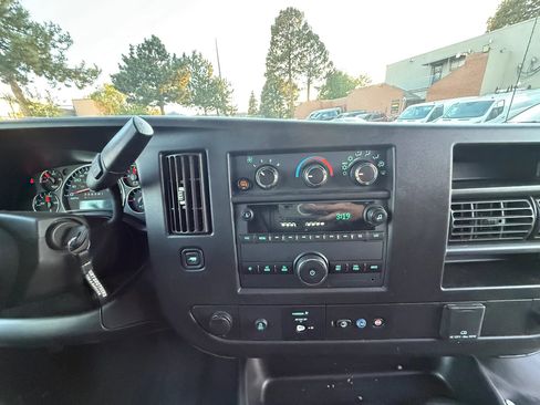 Used 2021 Chevrolet Express 2500 w/ Driver Convenience Package RWD image 24