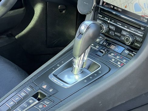 Certified 2015 Porsche 911 Carrera 4S image 33