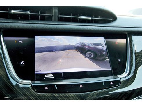 Used 2020 Cadillac XT6 Premium Luxury image 22