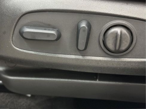 Certified 2023 Buick Encore GX Preferred w/ Cold Weather Comfort Package image 35