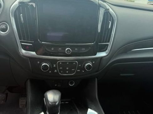 Used 2021 Chevrolet Traverse High Country AWD/4WD image 4