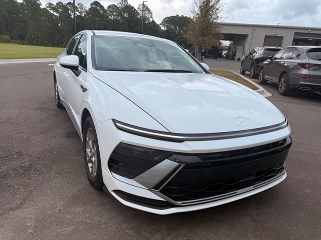Used 2026 Hyundai Sonata SE FWD image 19
