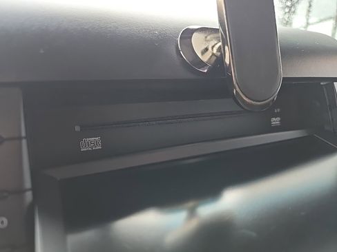 Used 2015 Jeep Wrangler Unlimited Sahara w/ Connectivity Group image 49