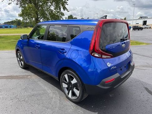 Used 2020 Kia Soul EX FWD image 3