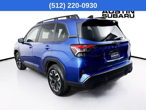 Used 2026 Subaru Forester Premium AWD/4WD image 6