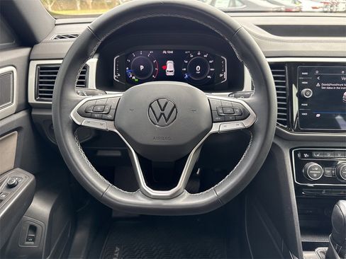 Used 2023 Volkswagen Atlas Cross Sport SE image 14