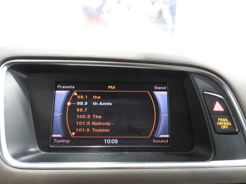 Used 2013 Audi Q5 2.0T Premium AWD/4WD image 21