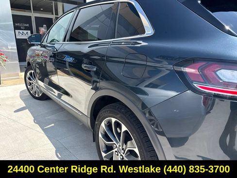 Used 2021 Lincoln Nautilus Reserve AWD/4WD image 10