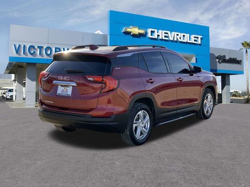 Certified 2018 GMC Terrain SLE w/ Driver Convenience Package image 4